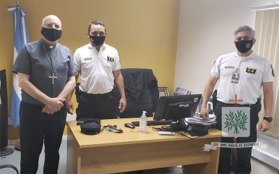 Córdoba | Mons. Olivera visitó la Unidad Regional de Seguridad Aeroportuaria II del Centro