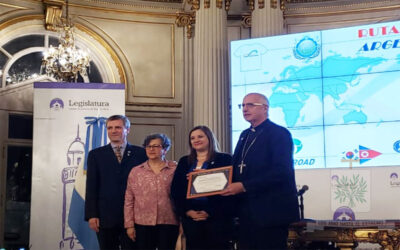 CABA | En la Legislatura Porteña, Mons. Olivera recibió un reconocimiento de UPF Argentina