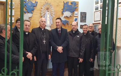CABA | El Ministro de Defensa, Dr. Luis Petri visitó la sede del Obispado Castrense de Argentina